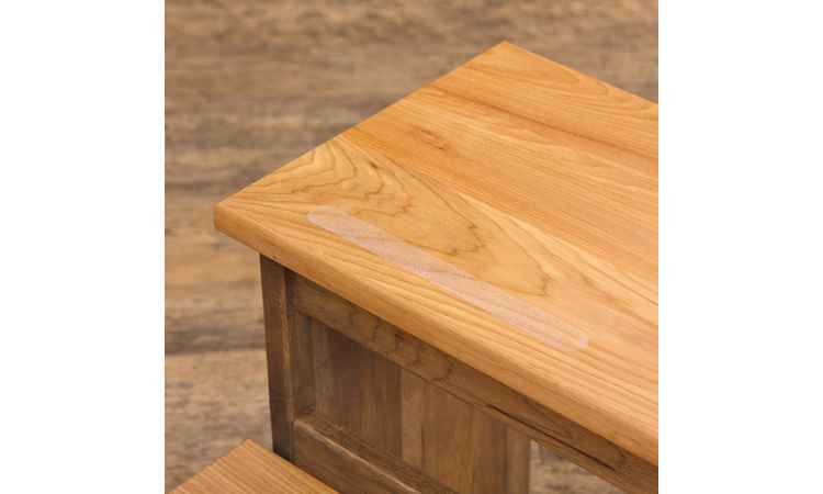 Top of step with anti-slip tape.